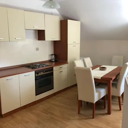 Apartman Kate *